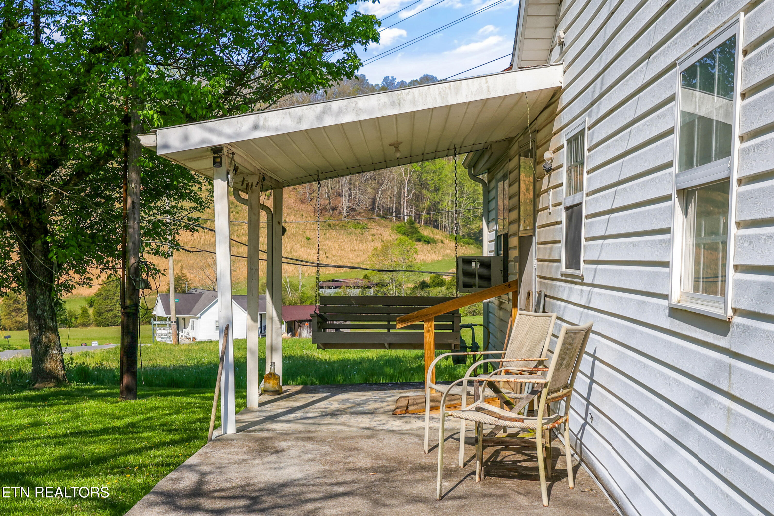 542 Back Valley Road Sneedville, TN 37869 - Photo 21 of 31 IMG_0186