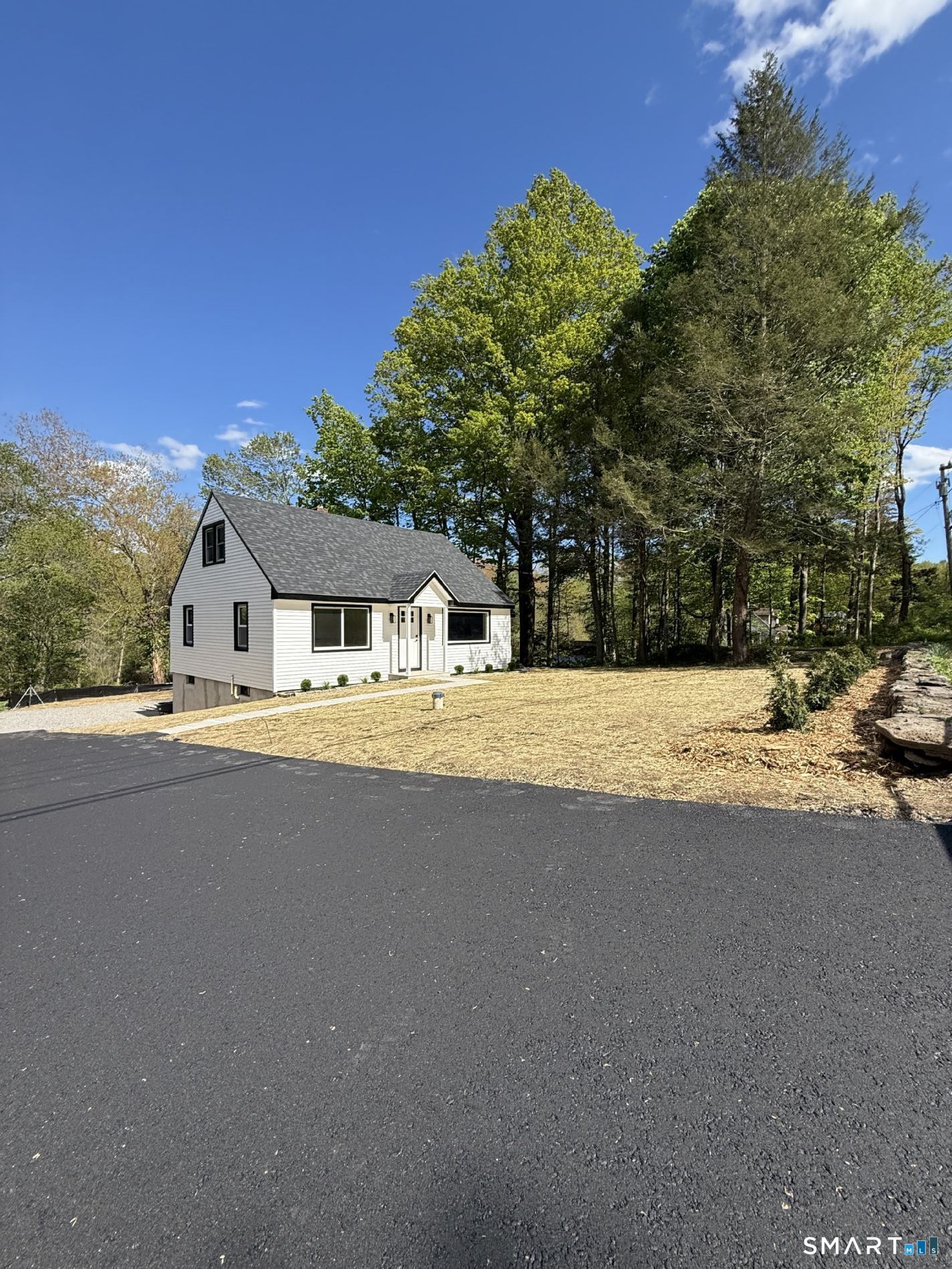 602 Fan Hill Road Monroe, CT 06468 - Photo 2 of 32