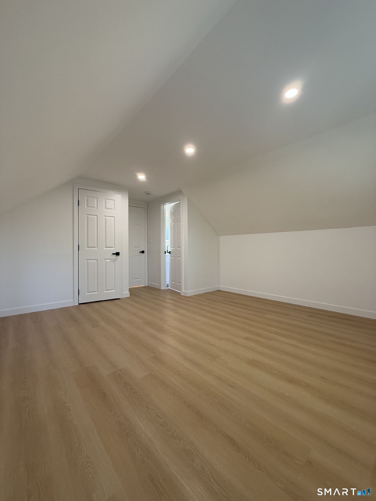 602 Fan Hill Road Monroe, CT 06468 - Photo 23 of 32