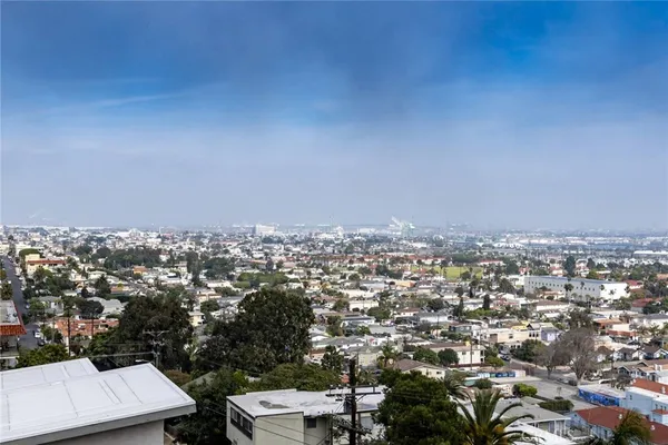 $3,400 | 3431 South Peck Avenue, Unit 4, San Pedro, CA 90731