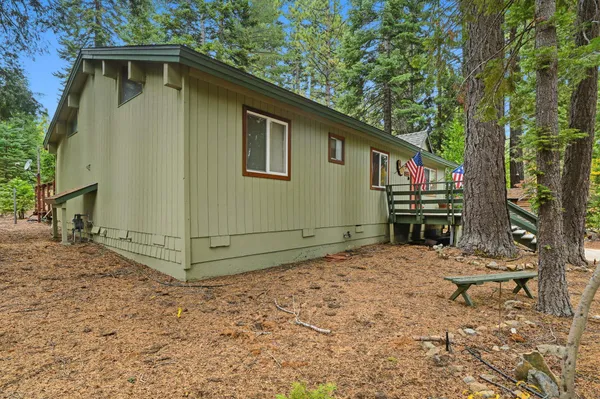 $800,000 | 7112 10th Avenue, Tahoma, CA 96142