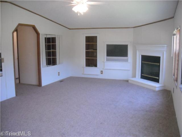 350 Bill Lohr Road Lexington, NC 27292 - Photo 9 of 11 Den/Family/Great Room.