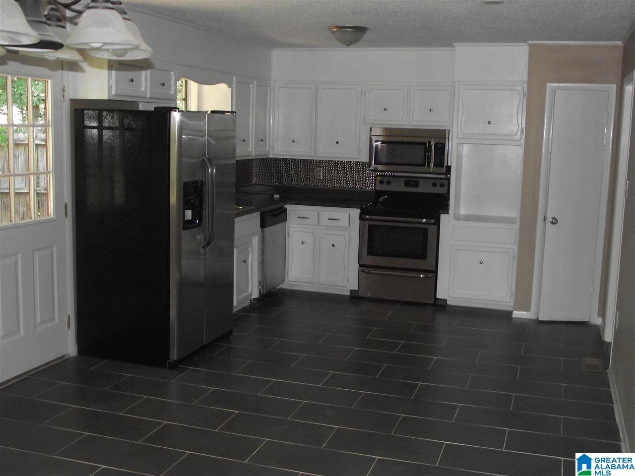 3671 Memory Lane Bessemer, AL 35023 - Photo 3 of 15