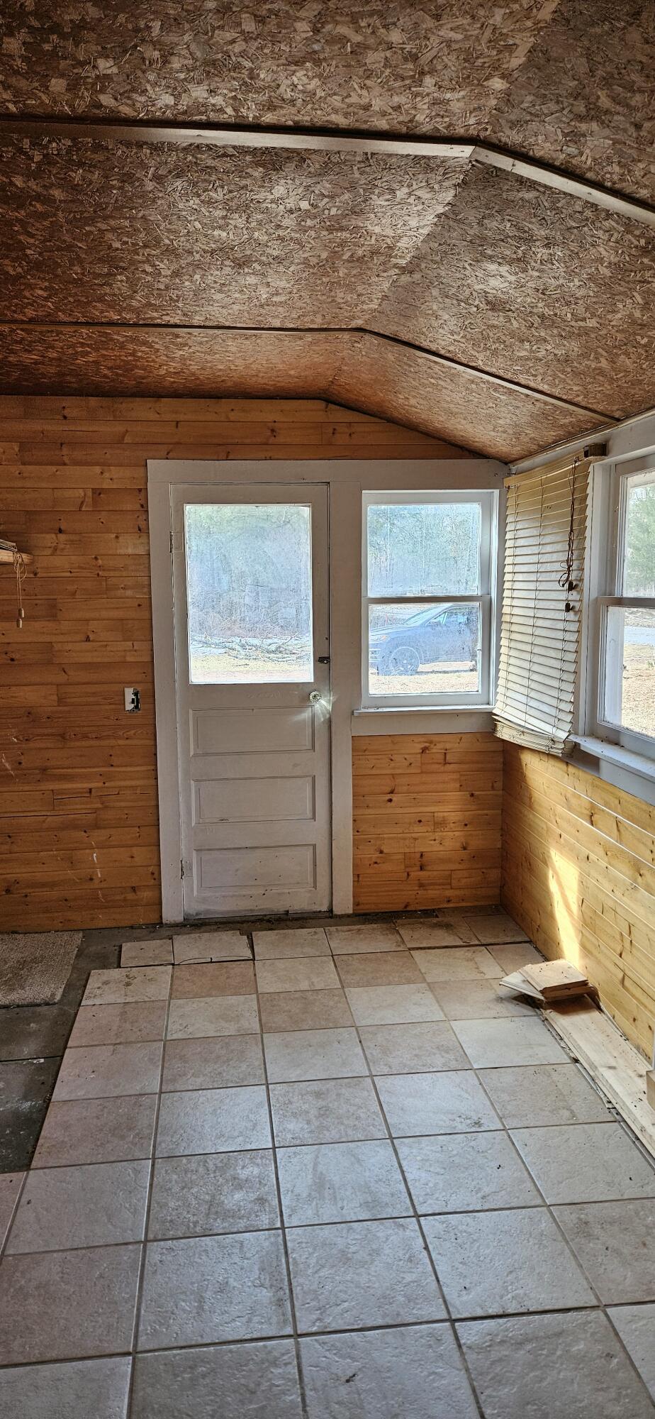 9960 Dagget Road Howard City, MI 49329 - Photo 10 of 14 20260320_111748