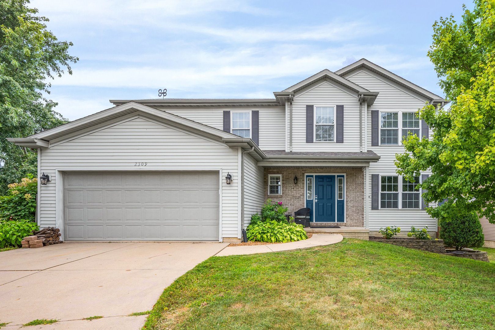 2309 Savanna Road Bloomington, IL 61705 - Photo 1 of 43 Gallery Image 1