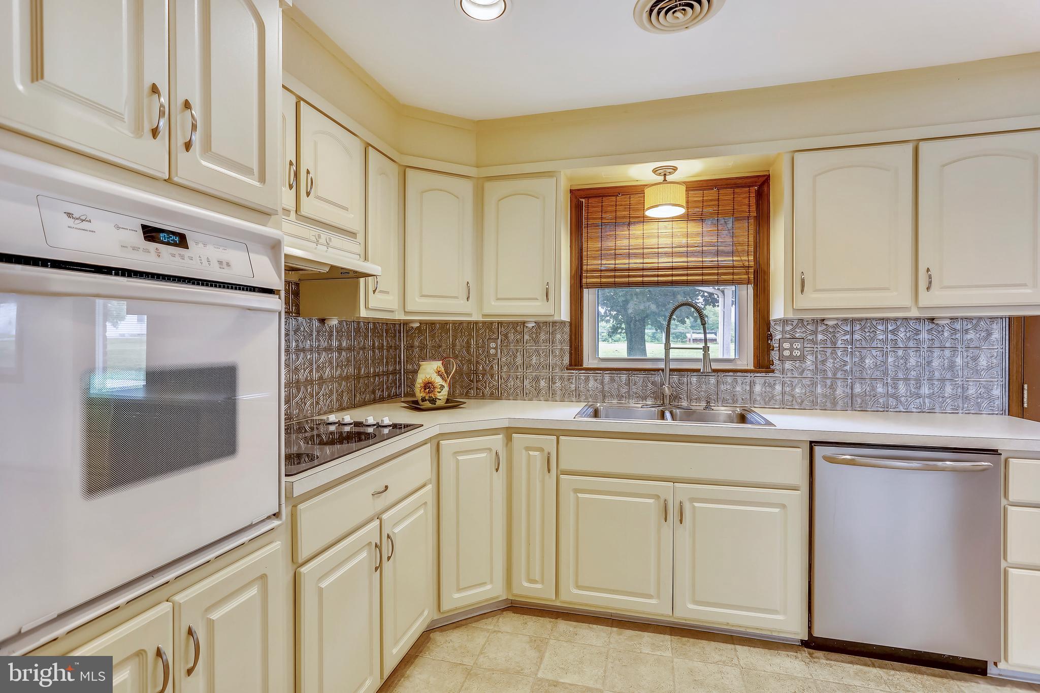 3531 Clarksburg Road Monrovia, MD 21770 - Photo 10 of 27 Kitchen