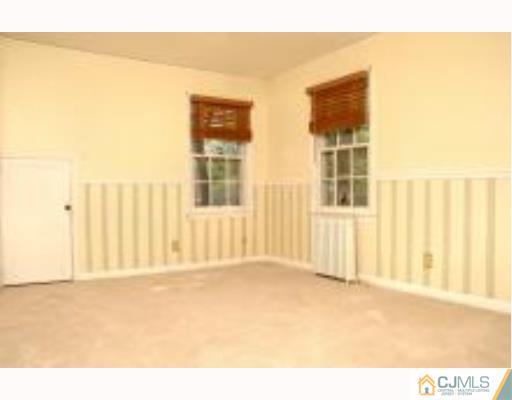 1 Ridge Lane Colonia, NJ 07067 - Photo 7 of 8