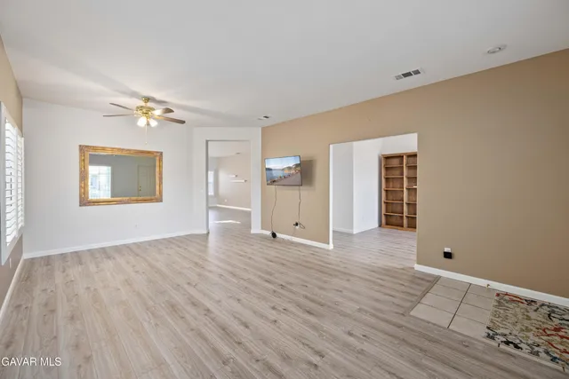 $489,000 | 45641 Knightsbridge Street, Lancaster, CA 93534