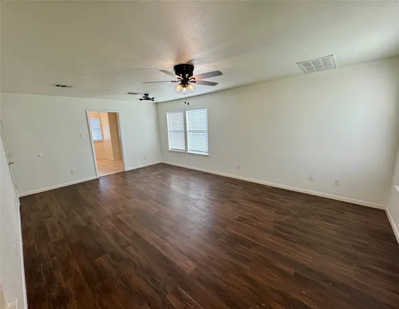 $2,095 | 710 Honeysuckle Drive, Leander, TX 78641