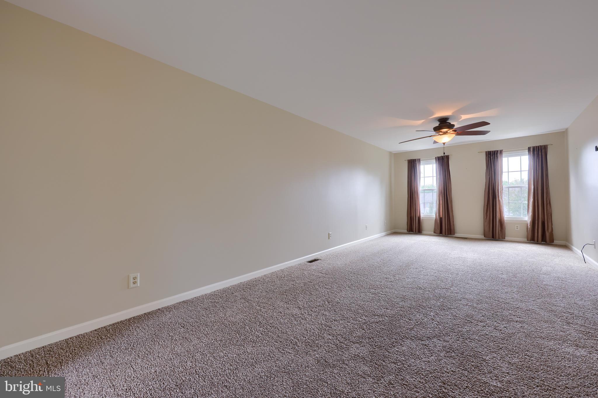 3645 Pleasant Valley Road York, PA 17406 - Photo 26 of 39 Huge Master Bedroom