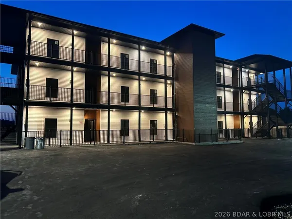 $575,000 | 4925 Robins Circle, Unit 3C, Osage Beach, MO 65065