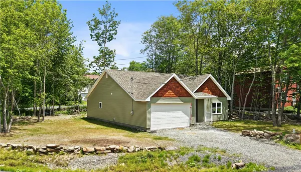 $325,000 | 3111 Briarwood Drive, Unit LOT D311, Tobyhanna, PA 18466