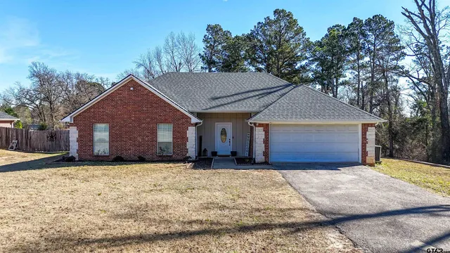 $297,900 | 11582 County Road 35, Tyler, TX 75706