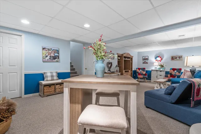 $399,900 | N34-w23844 Grace Avenue, Unit B, Pewaukee, WI 53072