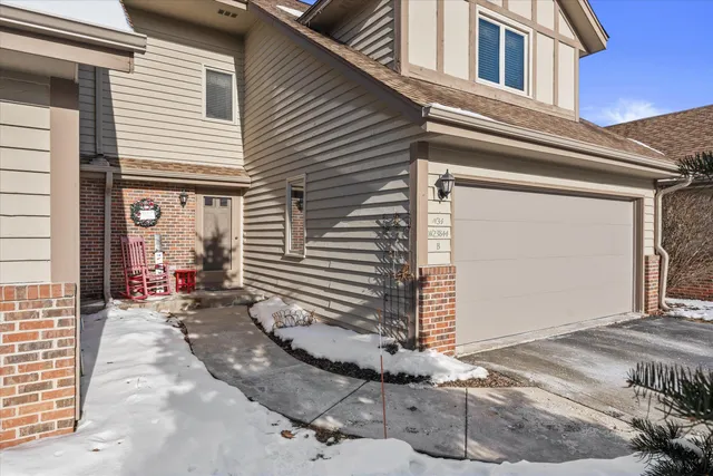 $399,900 | N34-w23844 Grace Avenue, Unit B, Pewaukee, WI 53072