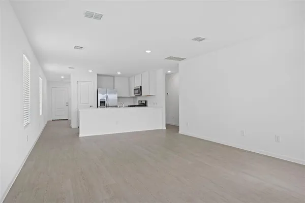 $1,900 | 2020 Belgian Drive, Aubrey, TX 76227