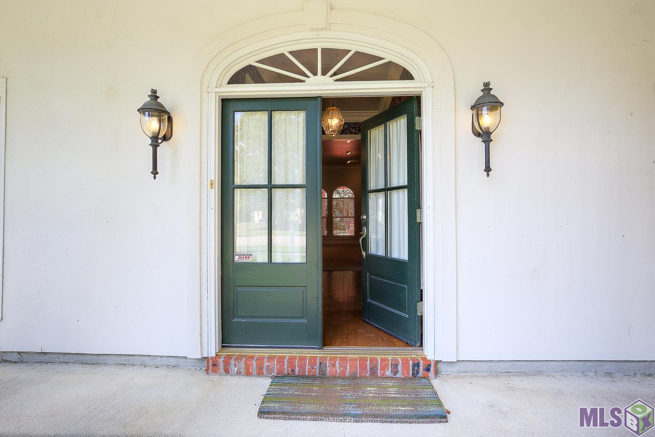3652 Harris Drive Baton Rouge, LA 70816 - Photo 3 of 29 Gallery Image 3