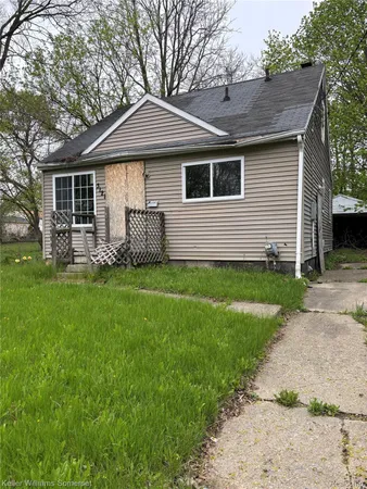 $38,999 | 3128 Sloan Street, Flint, MI 48504
