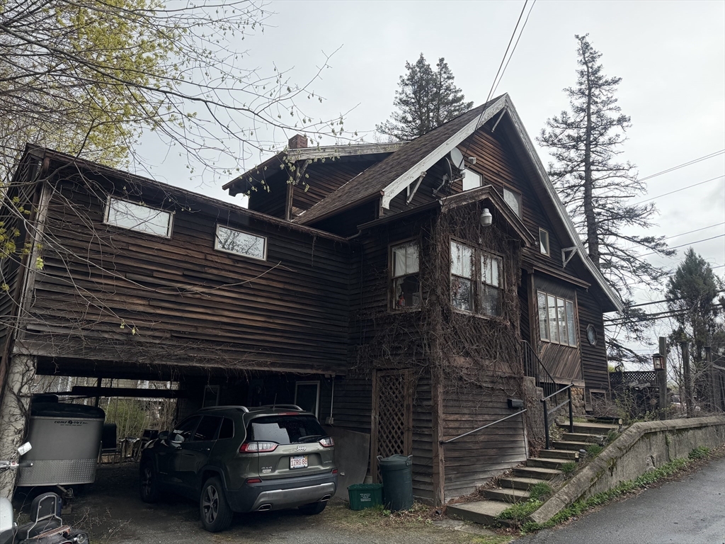 621 Sunderland Road Worcester, MA 01604 - Photo 2 of 14