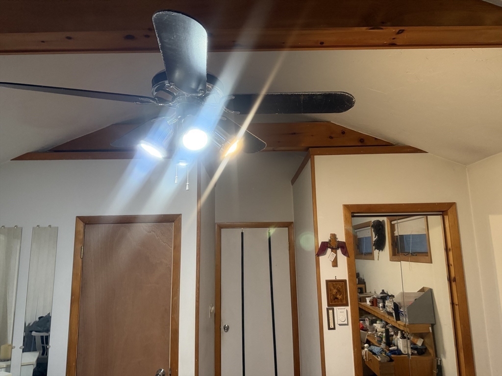 621 Sunderland Road Worcester, MA 01604 - Photo 9 of 14