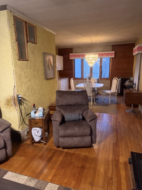 621 Sunderland Road Worcester, MA 01604 - Photo 10 of 14