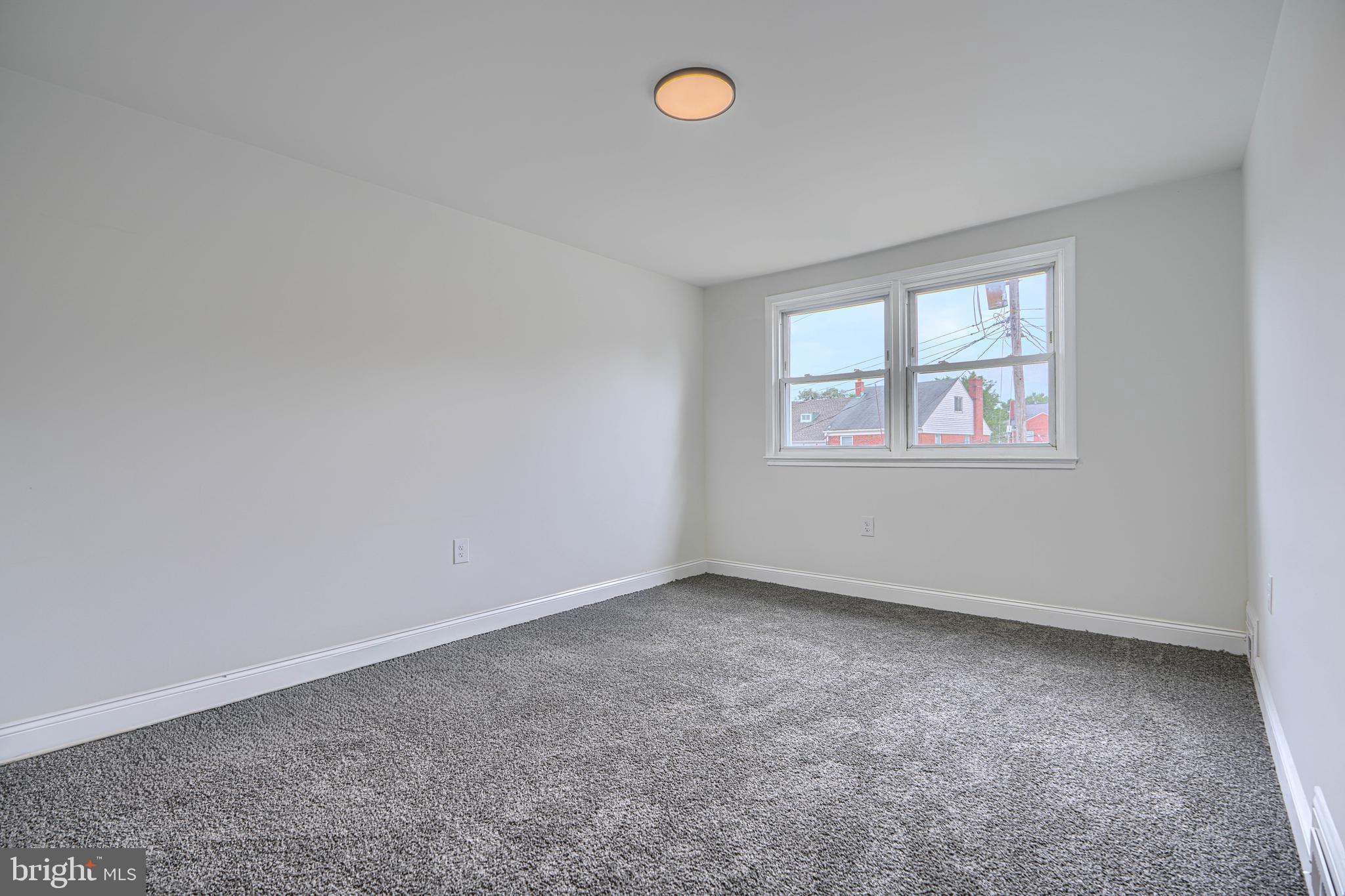 1905 Heathfield Road Baltimore, MD 21239 - Photo 22 of 49