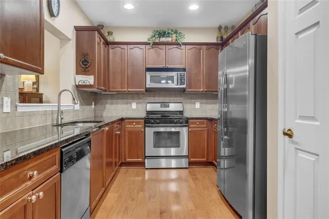 $335,000 | 3235 Abbott Drive Southwest, Unit 7, Powder Springs, GA 30127