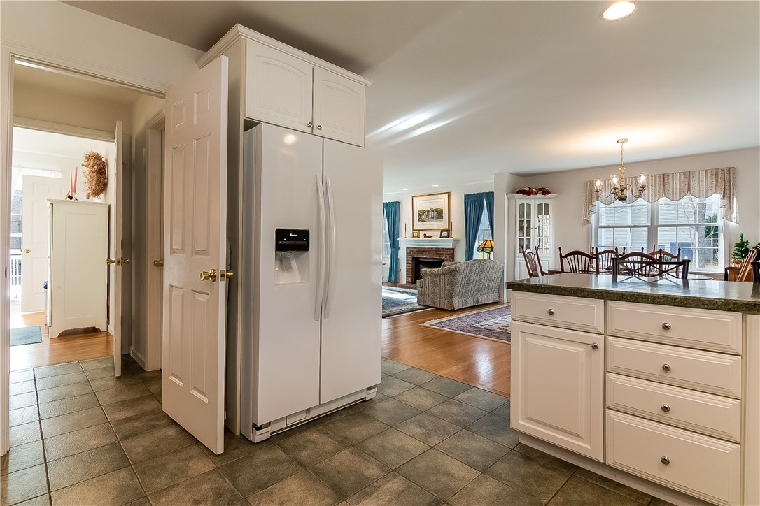 410 Westerly Bradford Road Westerly, RI 02891 - Photo 15 of 30 Gallery Image 15