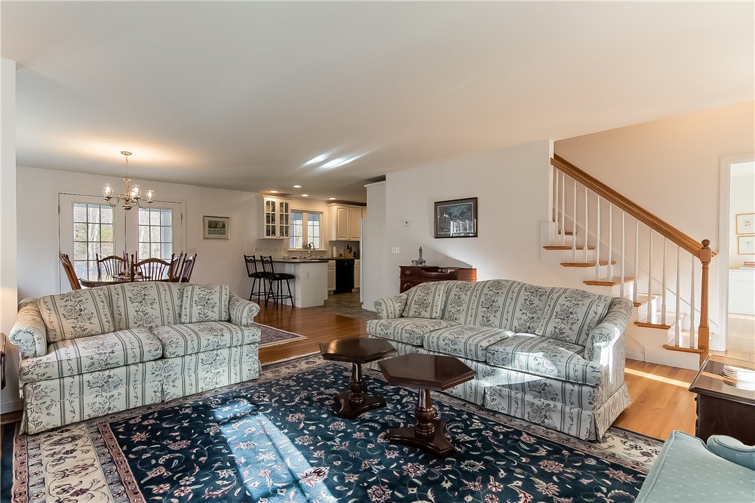 410 Westerly Bradford Road Westerly, RI 02891 - Photo 8 of 30 Gallery Image 8