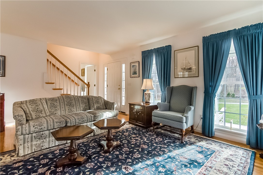 410 Westerly Bradford Road Westerly, RI 02891 - Photo 9 of 30 Gallery Image 9