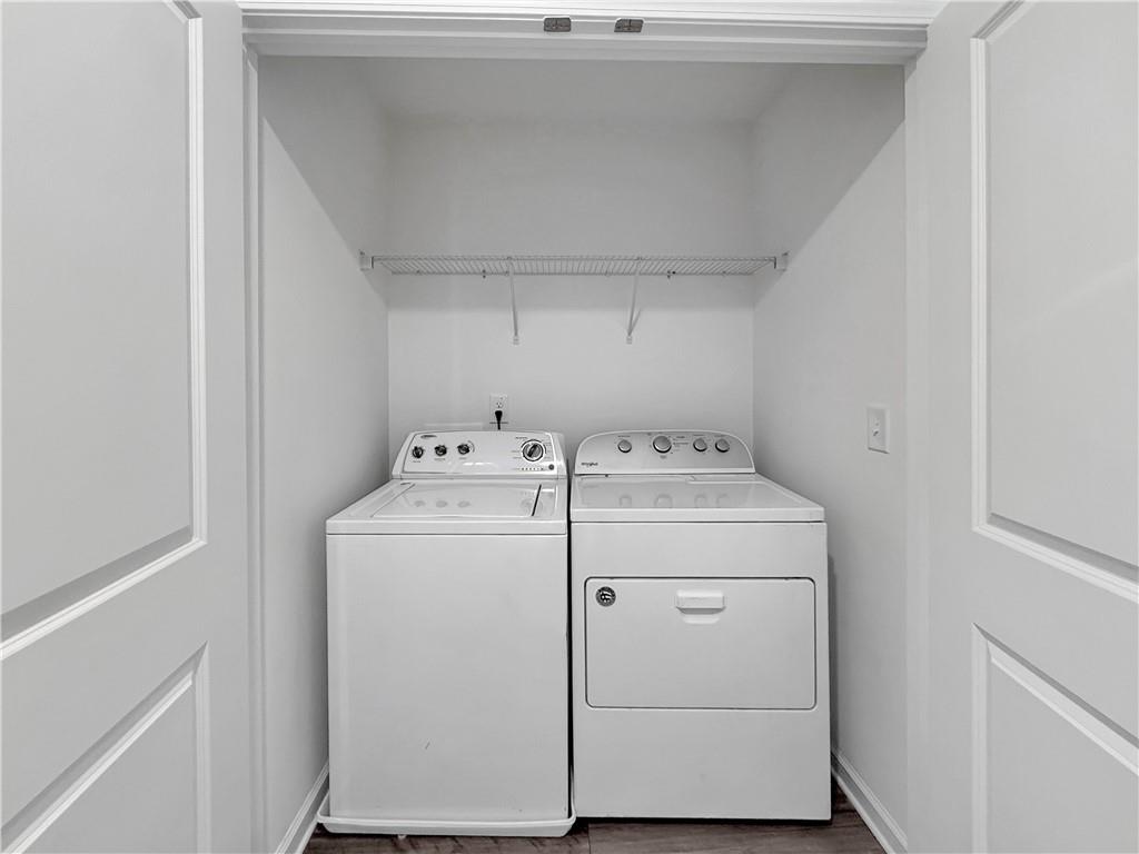 3527 Condor Court Atlanta, GA 30331 - Photo 9 of 21 a utility room with dryer and washer