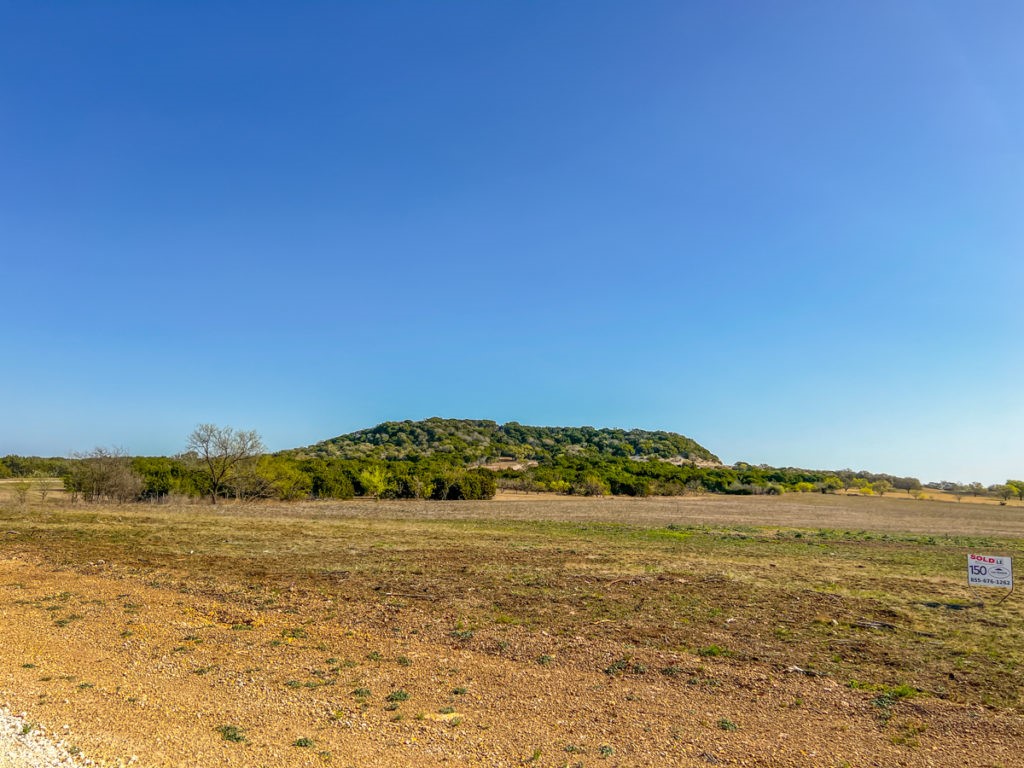 10 Hamilton Jonesboro, TX 76538 - Photo 2 of 5