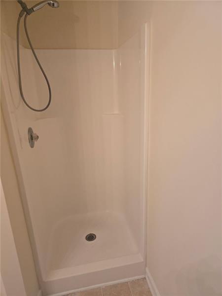 40 Middlebrook Drive Cartersville, GA 30120 - Photo 13 of 18 a bathroom with a shower