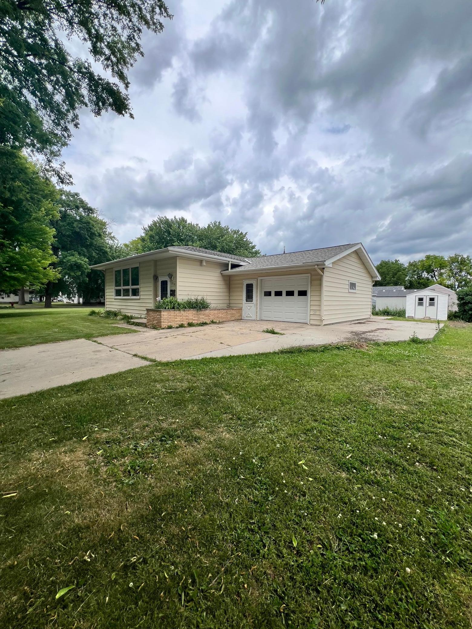 316 West 2nd Street Madison, MN 56256 - Photo 1 of 38