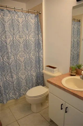 $319,900 | 2316 Ainsworth Avenue, Deltona, FL 32738