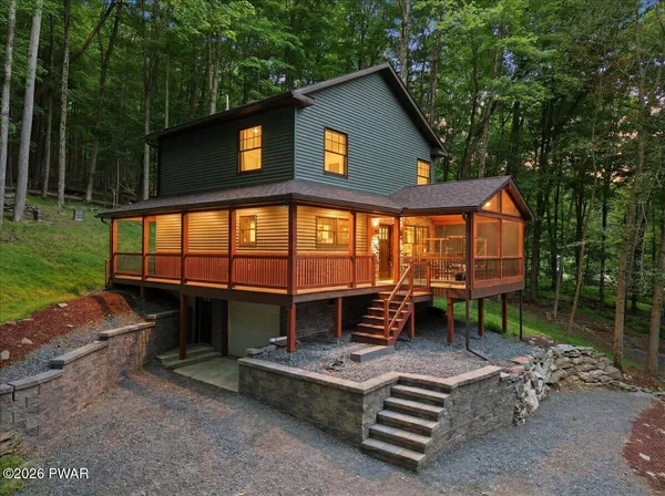 $685,000 | 159 Lennon Road, Greentown, PA 18426