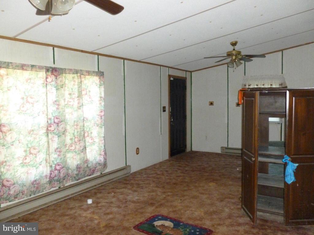 417 Maple Shade Road Kirkwood, PA 17536 - Photo 8 of 9