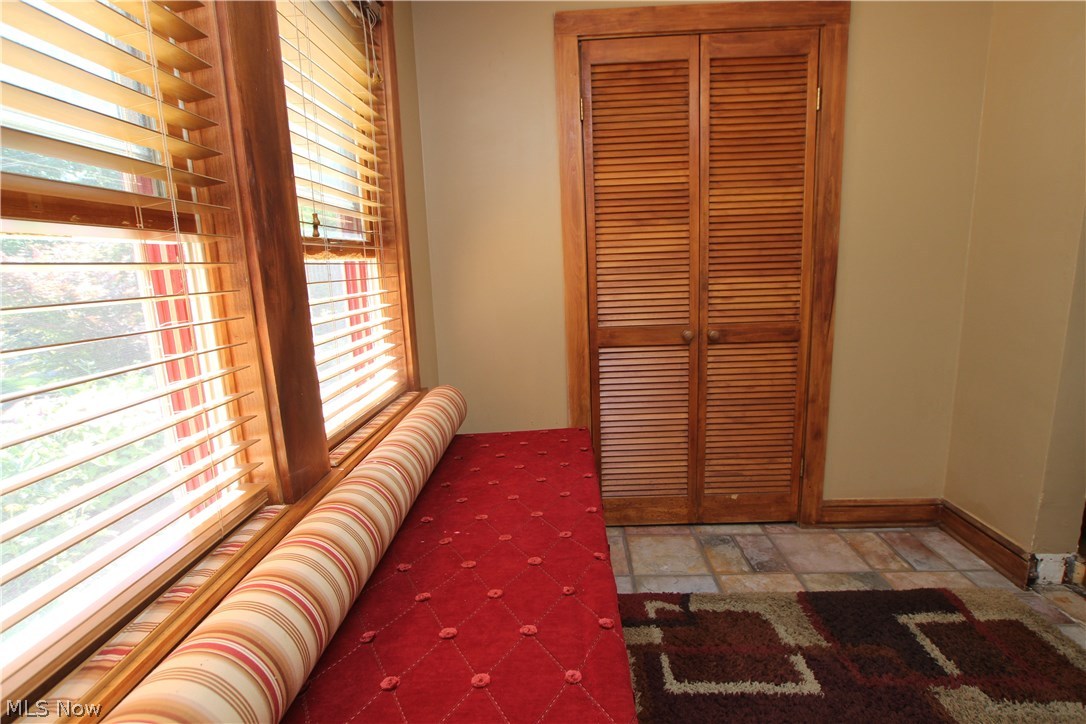 2665 Haddam Road Cleveland, OH 44120 - Photo 20 of 27 Gallery Image 20