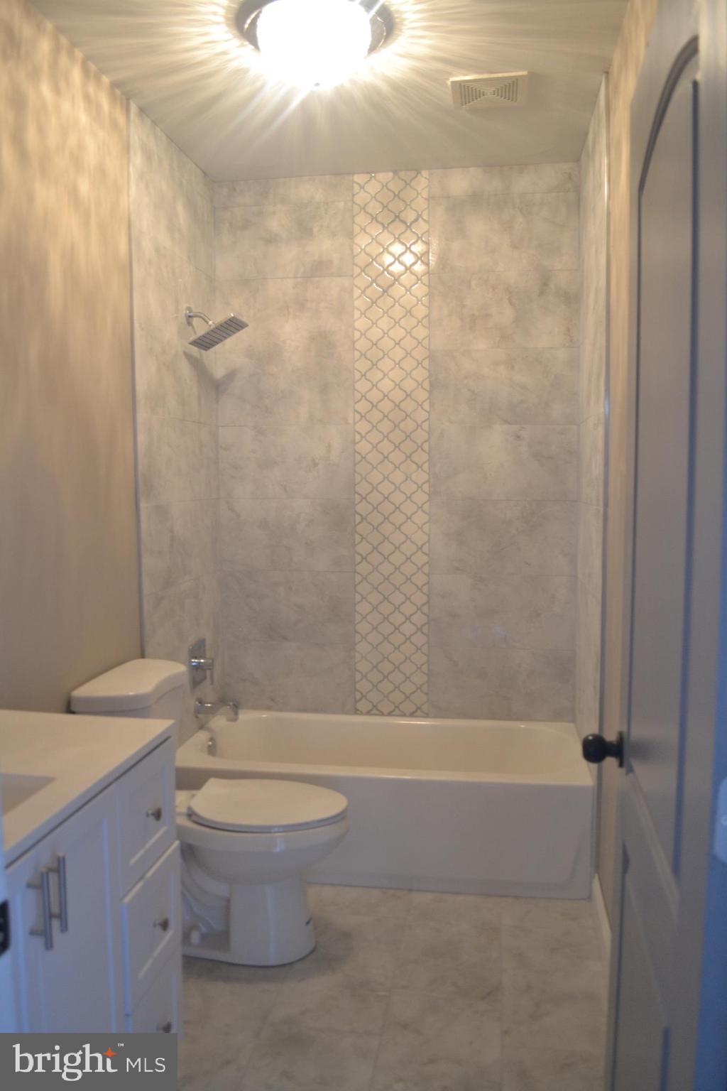 4404 Chatham Road Baltimore, MD 21207 - Photo 11 of 14 Gallery Image 11
