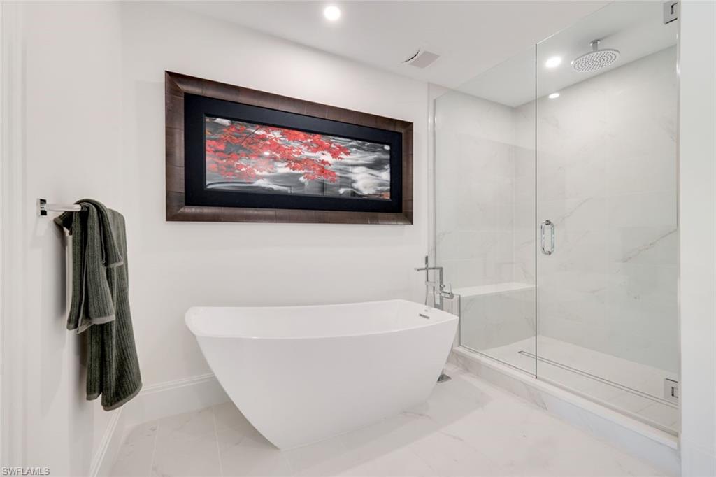 1130 3rd Avenue South, Unit 215 Naples, FL 34102 - Photo 13 of 26