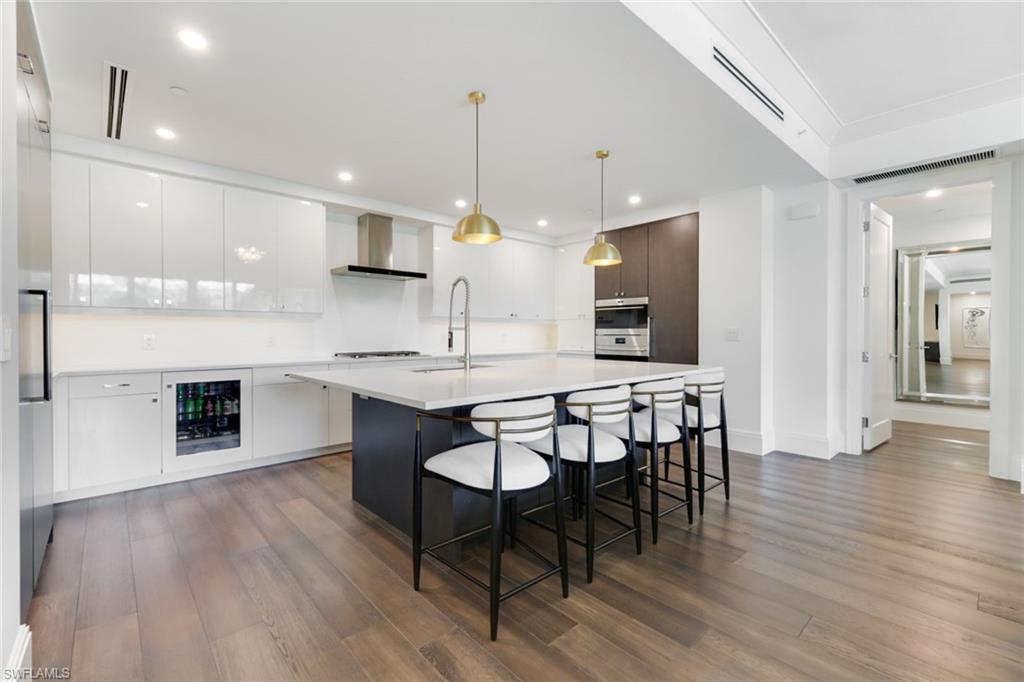 1130 3rd Avenue South, Unit 215 Naples, FL 34102 - Photo 7 of 26