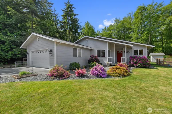 $560,000 | 2021 Doe Drive, Oak Harbor, WA 98277