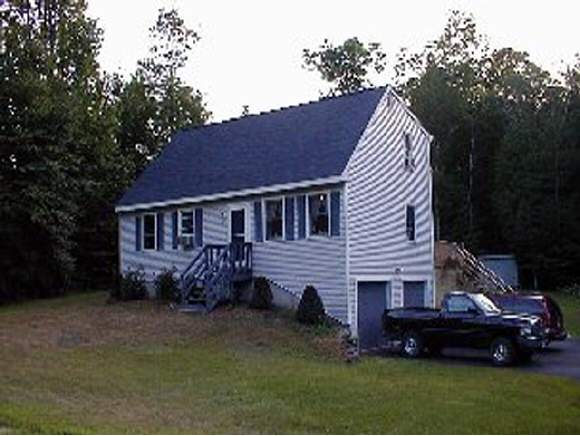 15 Pierce Road Raymond, NH 03077 - Photo 1 of 5