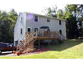15 Pierce Road Raymond, NH 03077 - Photo 2 of 5