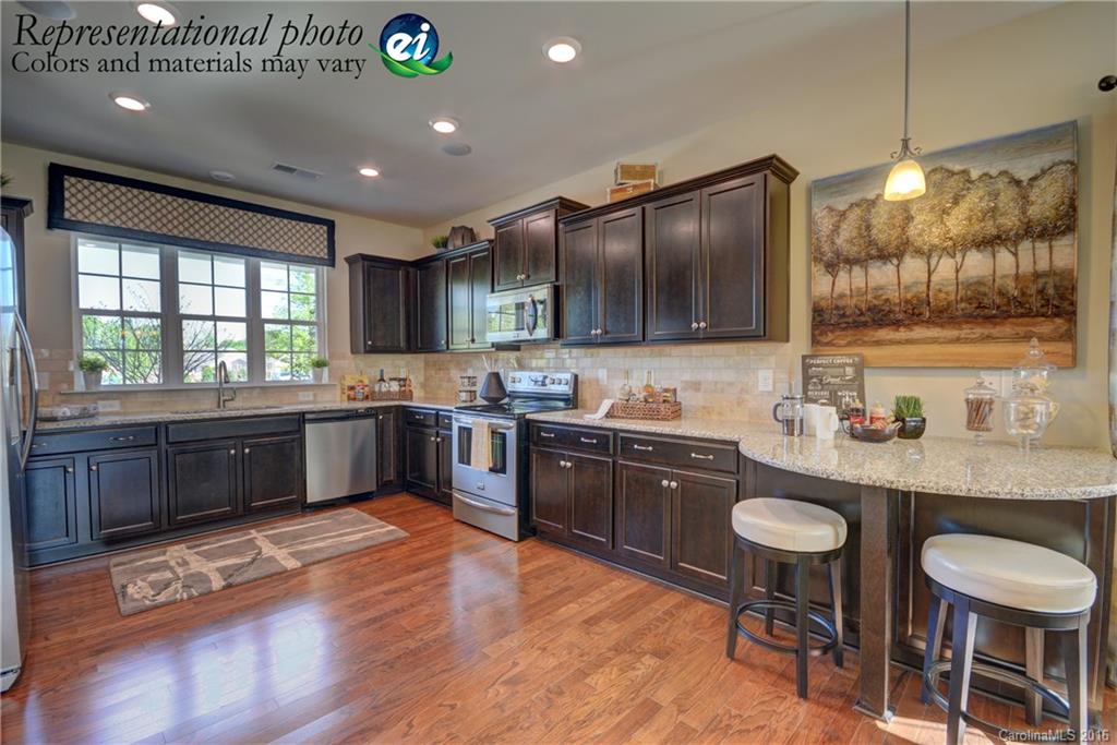 3031 Oakmere Road, Unit 944 Waxhaw, NC 28173 - Photo 4 of 20 Gallery Image 4