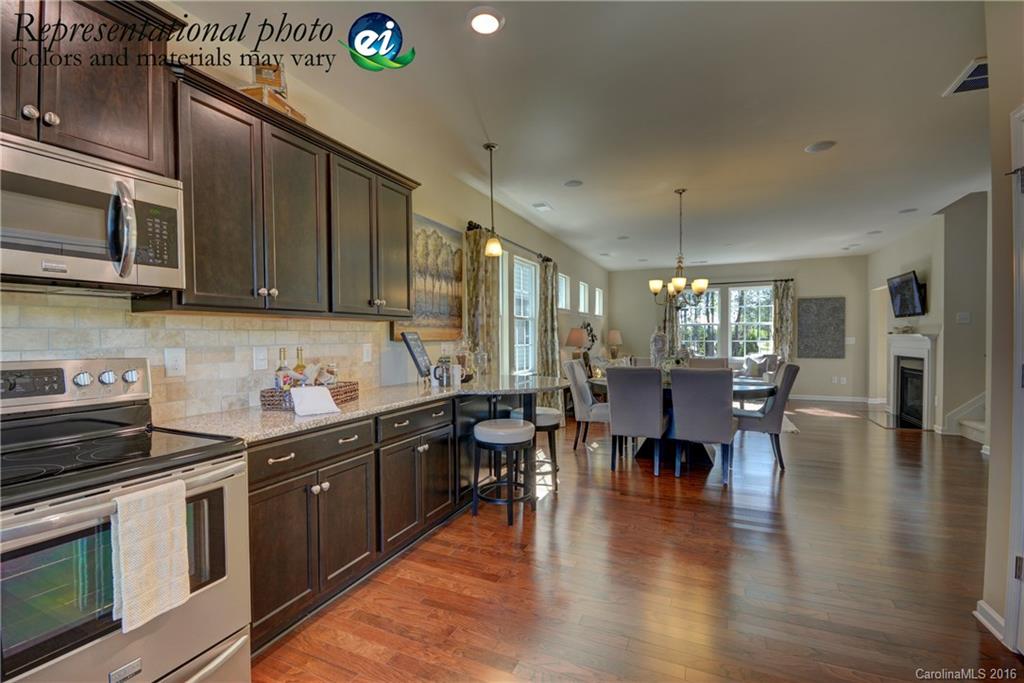 3031 Oakmere Road, Unit 944 Waxhaw, NC 28173 - Photo 5 of 20 Gallery Image 5