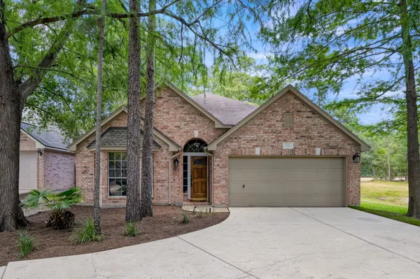 $2,700 | 95 North Crossed Birch Place, The Woodlands, TX 77381