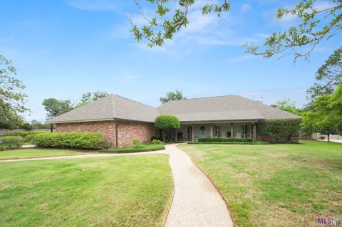 $1,225,000 | 8792 West Fairway Drive, Baton Rouge, LA 70809