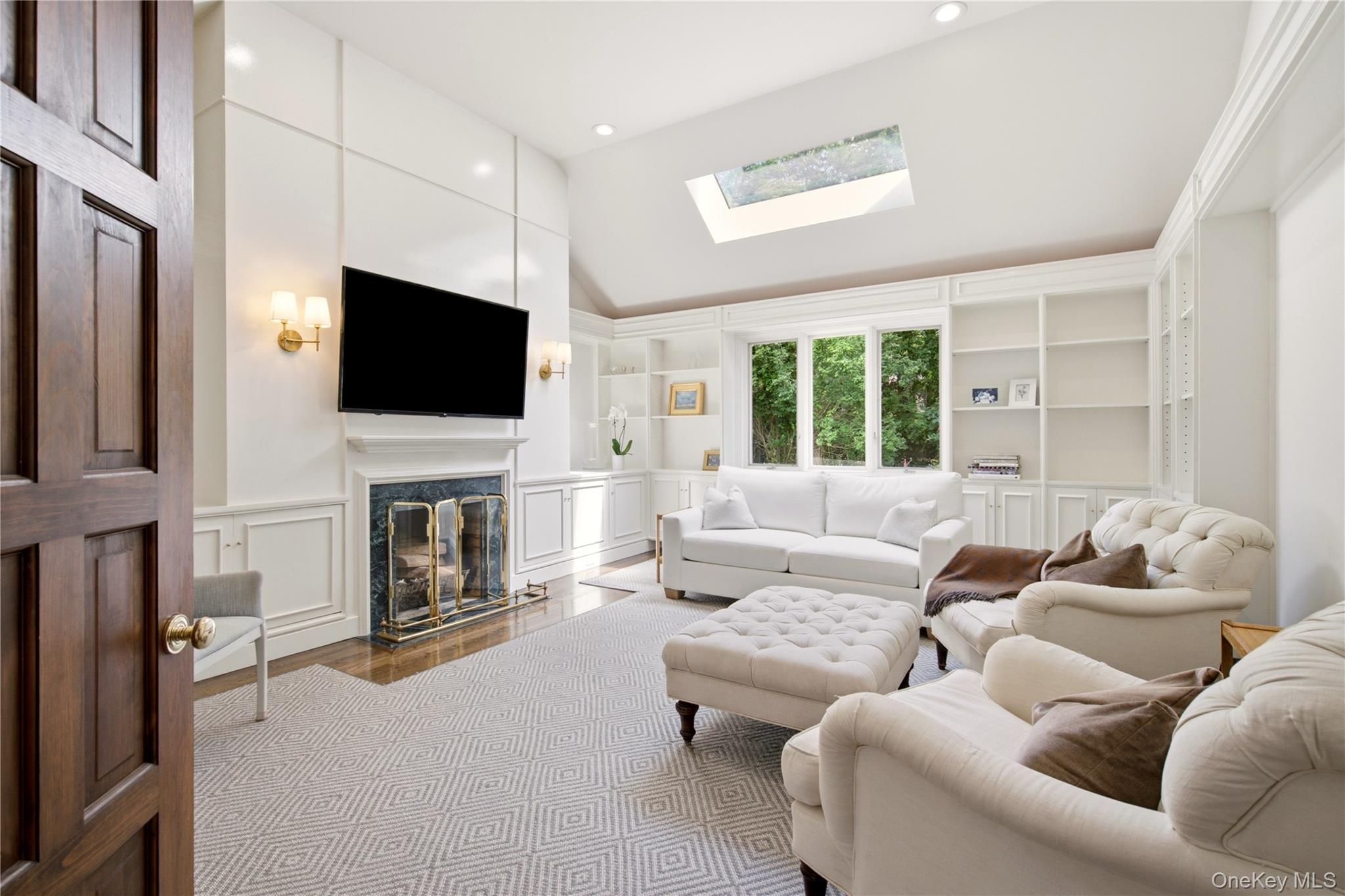 86 White Hill Road Cold Spring Harbor, NY 11724 - Photo 15 of 36