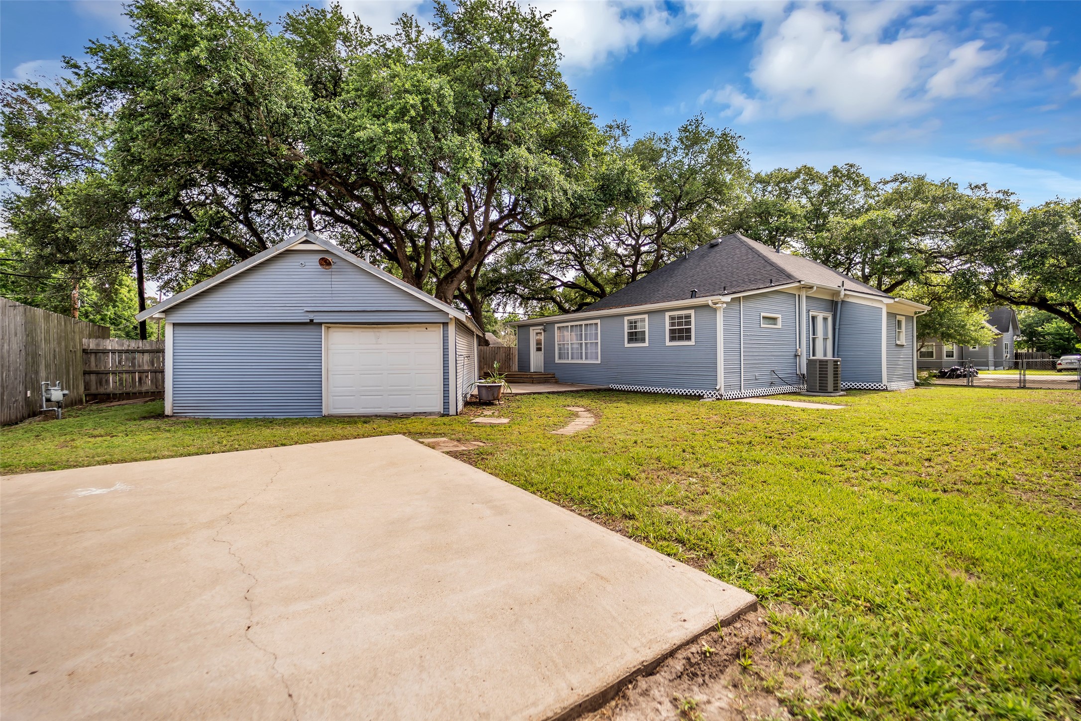 1300 7th Street Rosenberg, TX 77471 - Photo 39 of 42